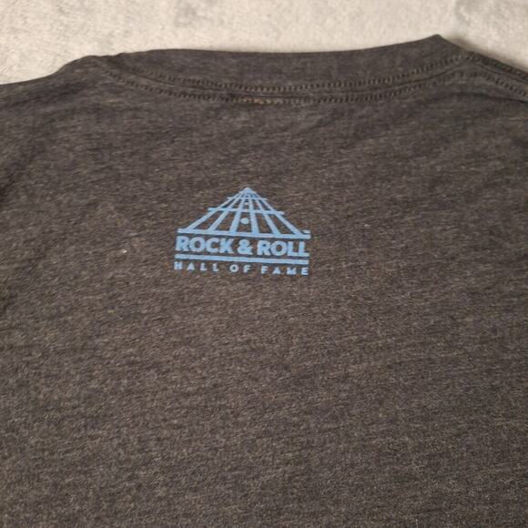 ROCK AND ROLL HALL OF FAME MUSEUM T-Shirt Size Small Vintage Double-Sided Cotton - Picture 5 of 7
